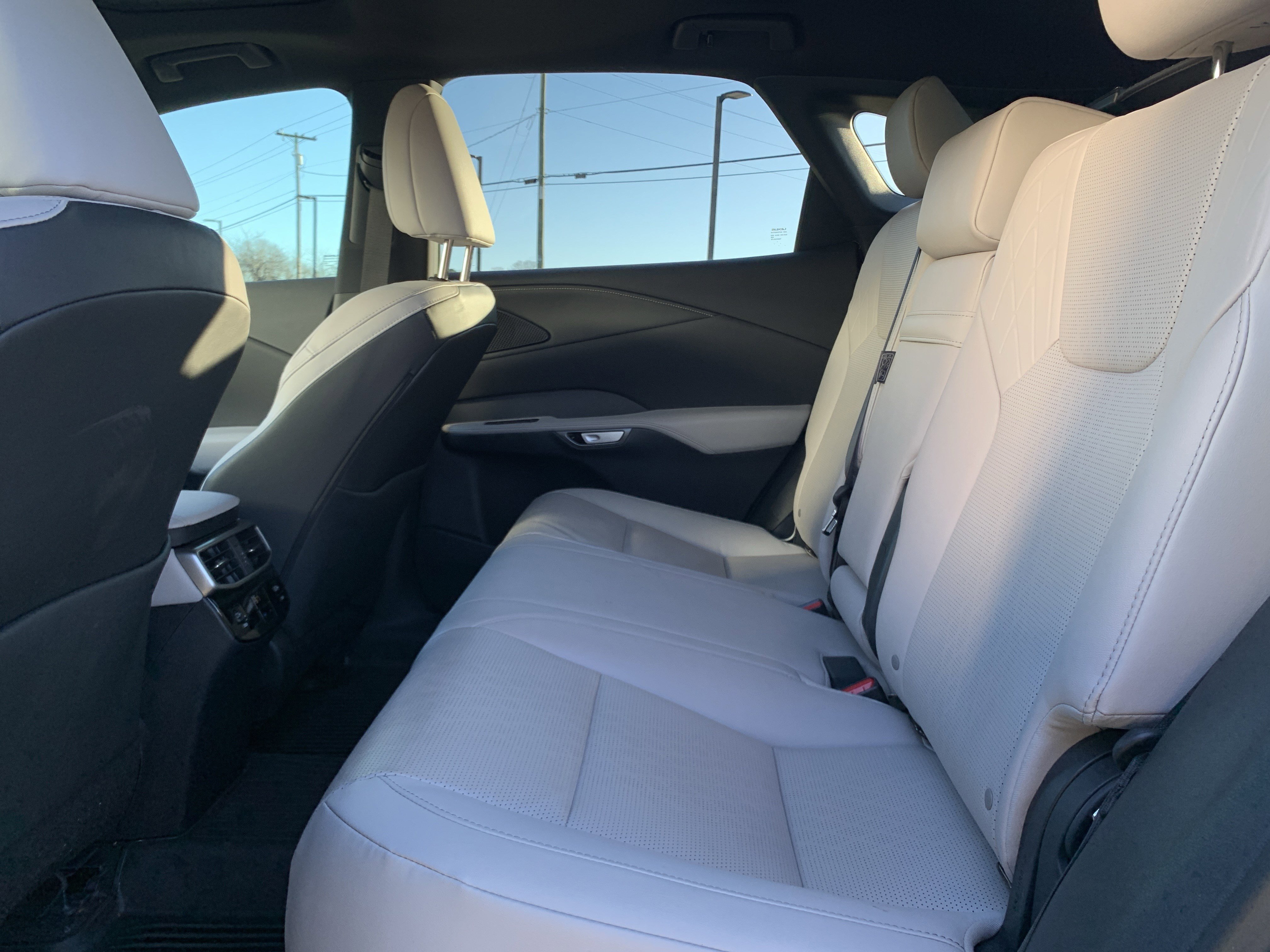 Certified 2024 Lexus RX 350 AWD image 32