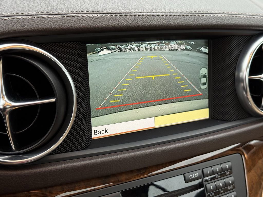 Used 2013 Mercedes-Benz SL 550 image 25