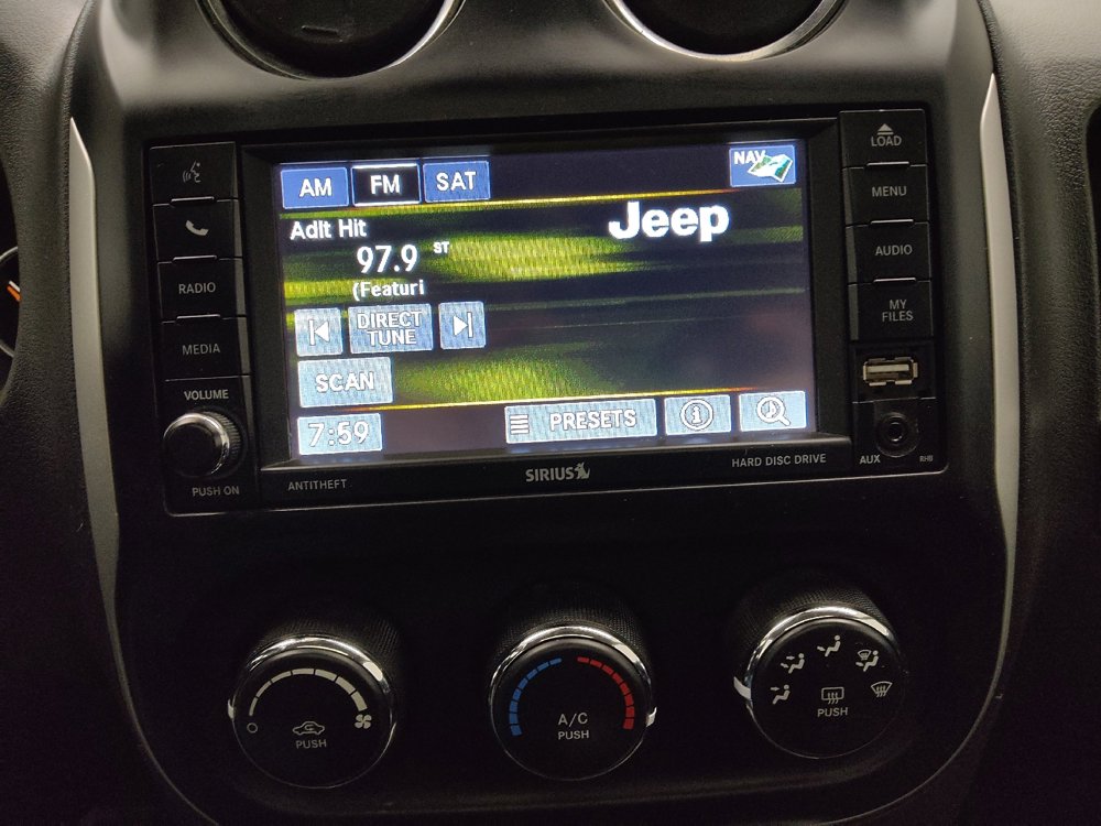 Used 2017 Jeep Compass High Altitude image 25