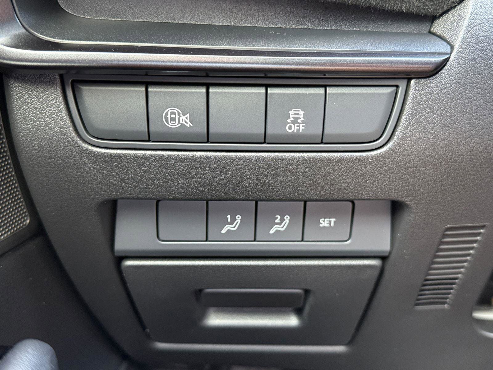 Used 2025 MAZDA MAZDA3 Carbon image 19