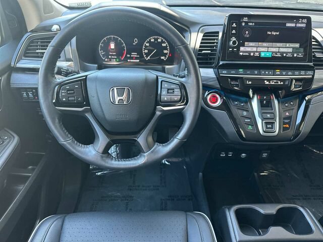 Used 2025 Honda Odyssey Elite image 17