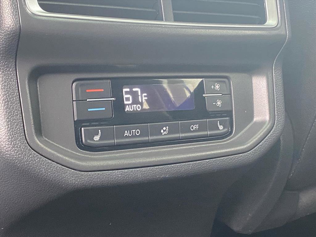 Certified 2024 Volkswagen Atlas SEL image 19