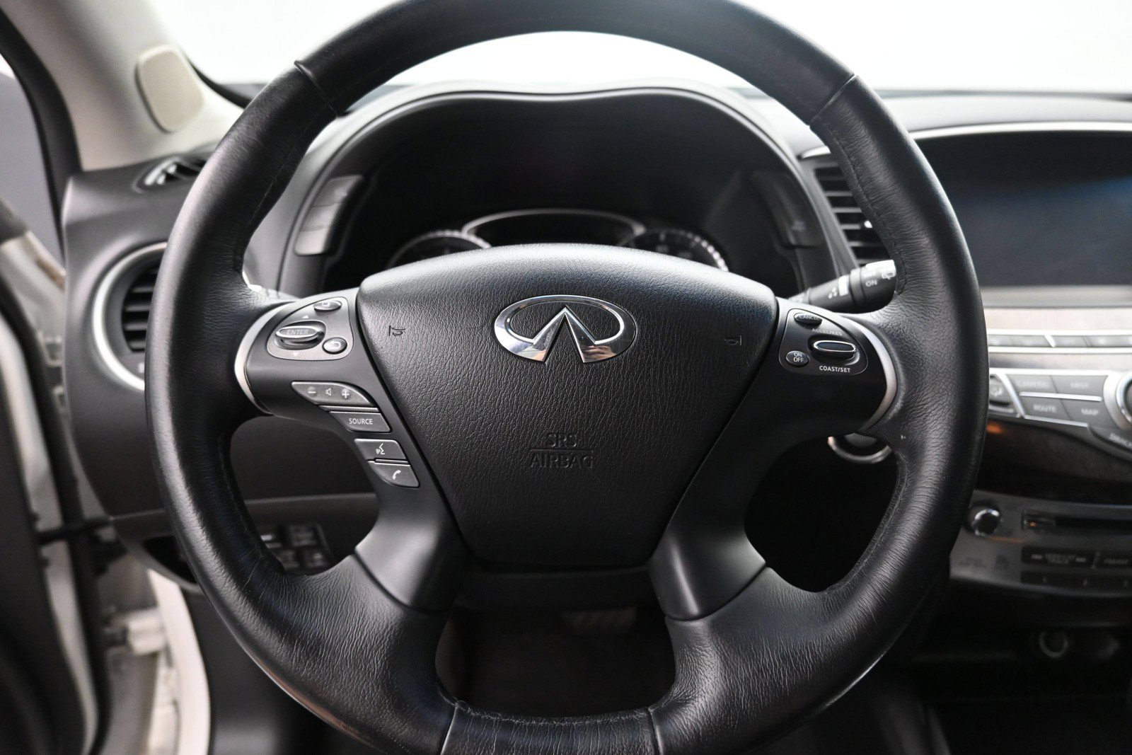 Used 2015 INFINITI QX60 FWD w/ Premium Plus Package image 13