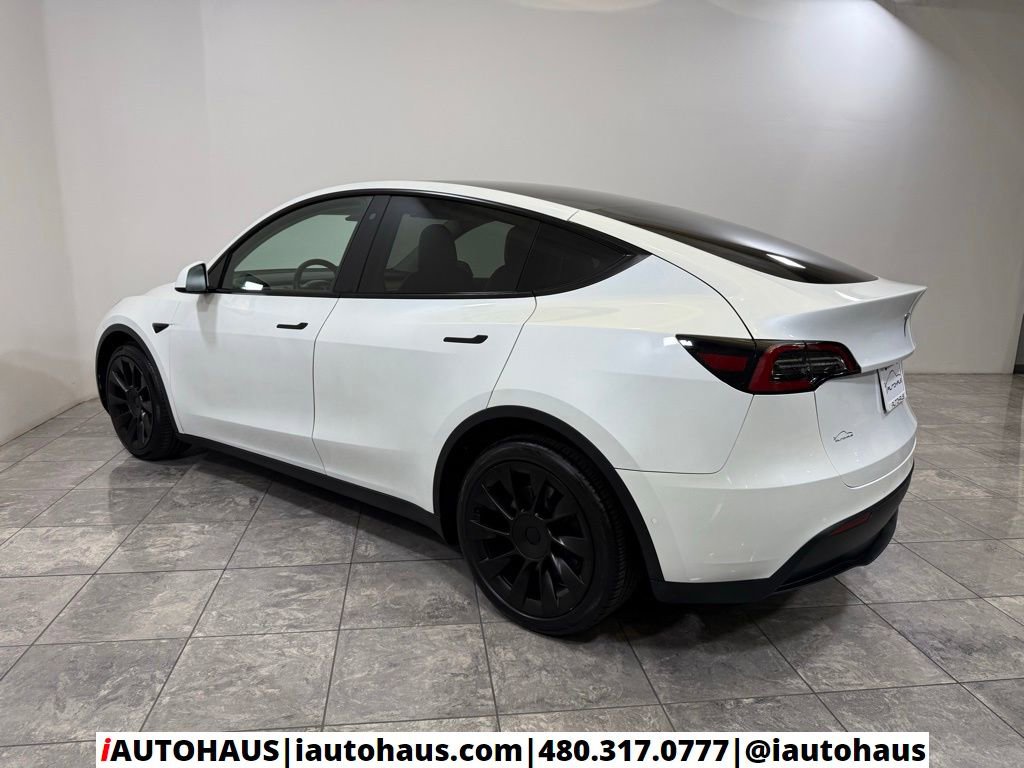 Used 2020 Tesla Model Y Long Range image 4