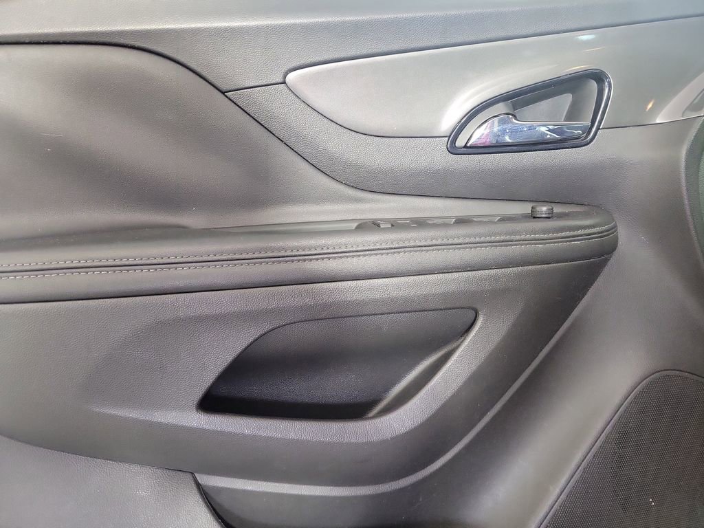 Used 2017 Buick Encore Sport Touring image 21