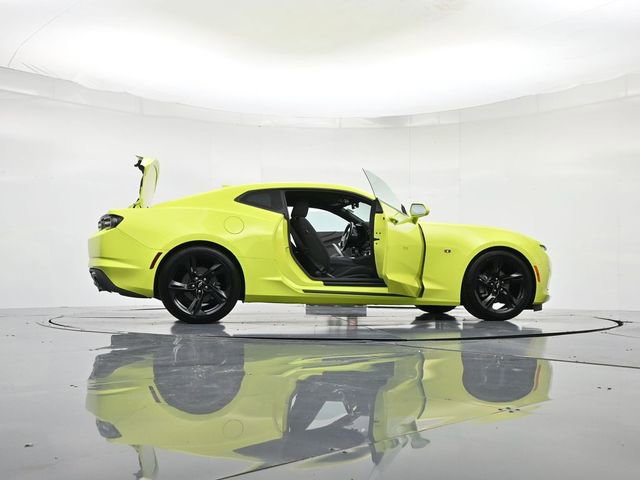 Used 2021 Chevrolet Camaro LT w/ RS Package image 48