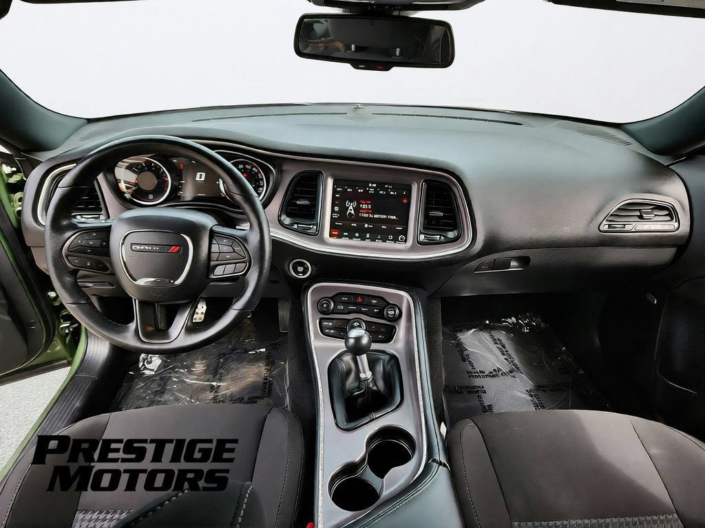 Used 2022 Dodge Challenger R/T Scat Pack RWD image 24