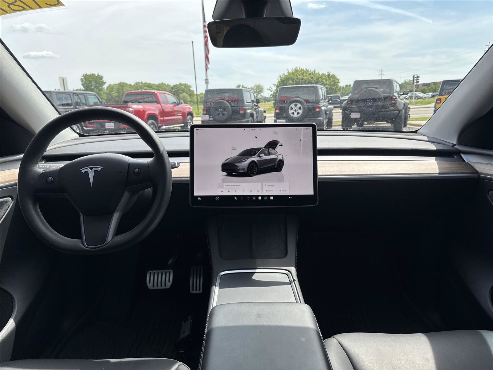 Used 2025 Tesla Model Y Performance AWD/4WD image 24