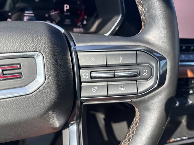 Used 2024 GMC Canyon AT4 w/ AT4 Premium Package AWD/4WD image 12