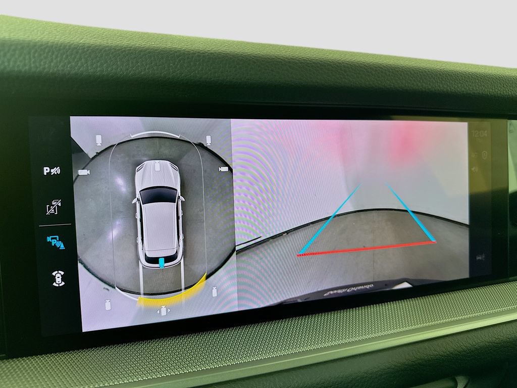 New 2026 Porsche Cayenne AWD/4WD image 17