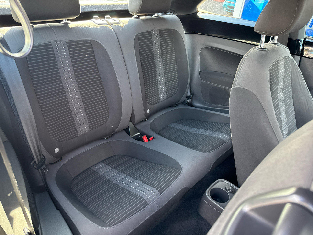 Used 2012 Volkswagen Beetle 2.0T image 20