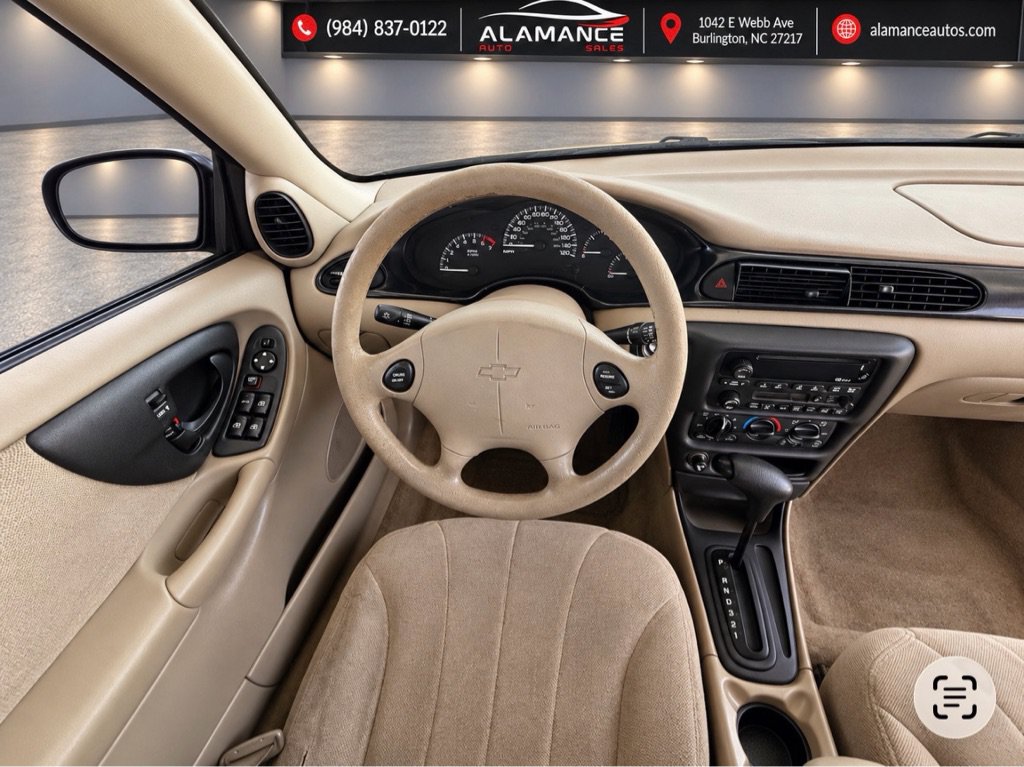 Used 2002 Chevrolet Malibu V6 w/ Preferred Equipment Group 1 FWD image 19