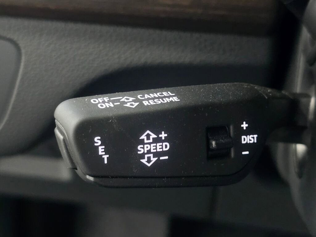 Certified 2025 Audi Q5 2.0T Premium Plus image 46