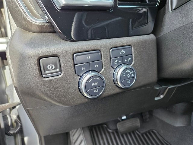 Used 2024 GMC Sierra 2500 SLE w/ SLE Convenience Package image 17