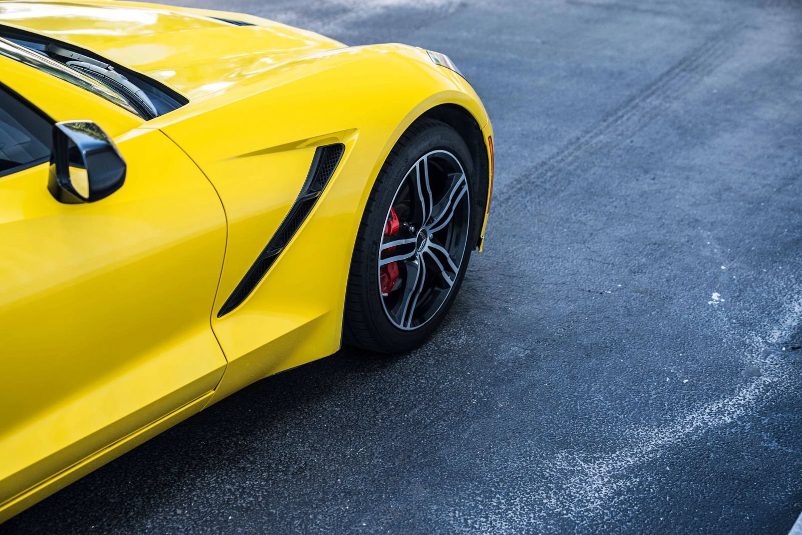 Used 2017 Chevrolet Corvette Stingray Coupe w/ 1LT RWD image 12