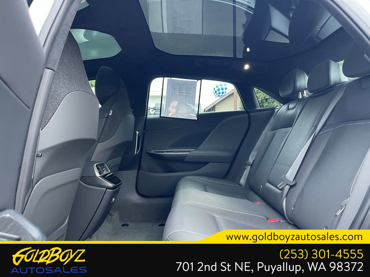 Used 2023 Lucid Air Touring image 37