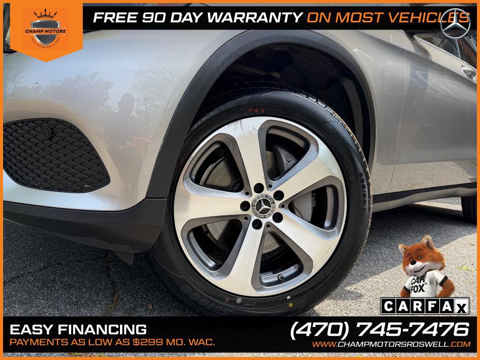 Used 2019 Mercedes-Benz GLC 300 image 4