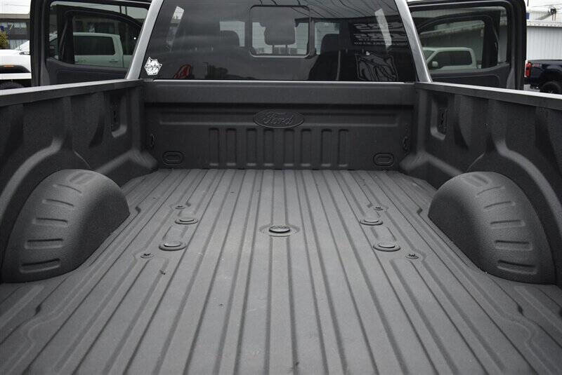 Used 2025 Ford F450 Platinum w/ FX4 Off-Road Package image 38