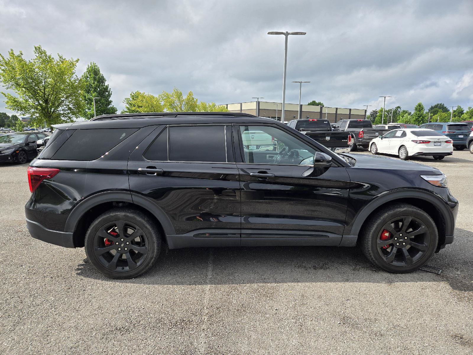 Used 2023 Ford Explorer ST w/ Equipment Group 401A AWD/4WD image 8