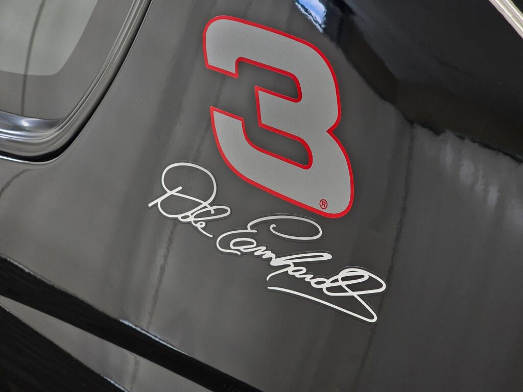 Used 2002 Chevrolet Monte Carlo SS w/ Preferred Equipment Group image 25