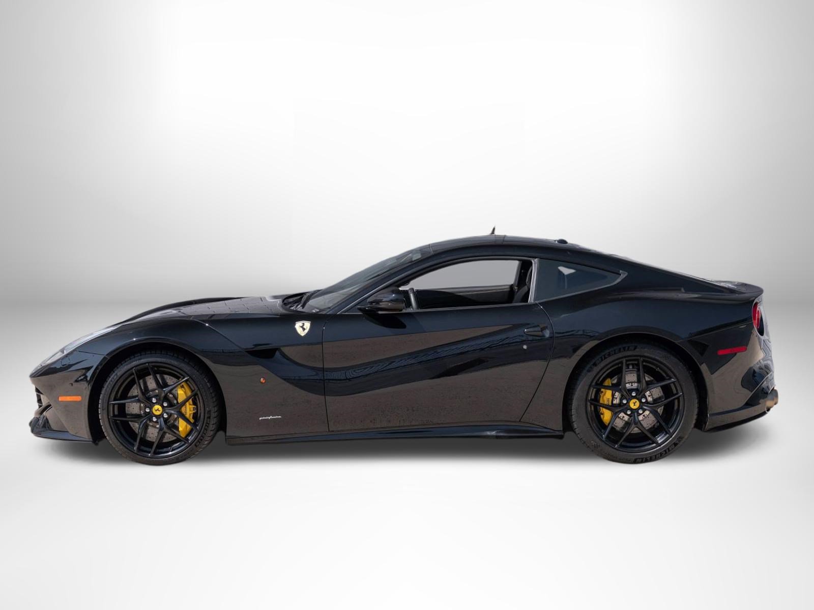 Used 2013 Ferrari F12 Berlinetta RWD image 3