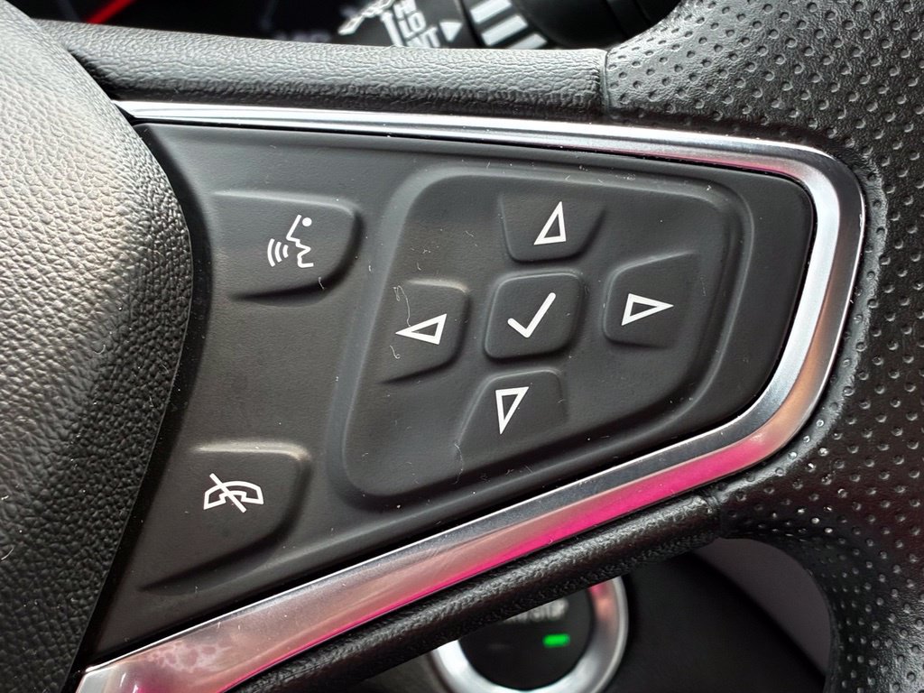 Certified 2024 Chevrolet Equinox LS AWD/4WD image 13