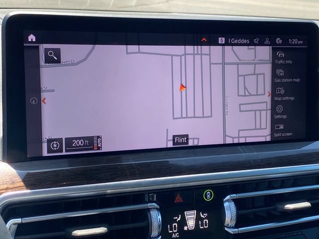 Used 2025 BMW X4 xDrive30i AWD/4WD image 11