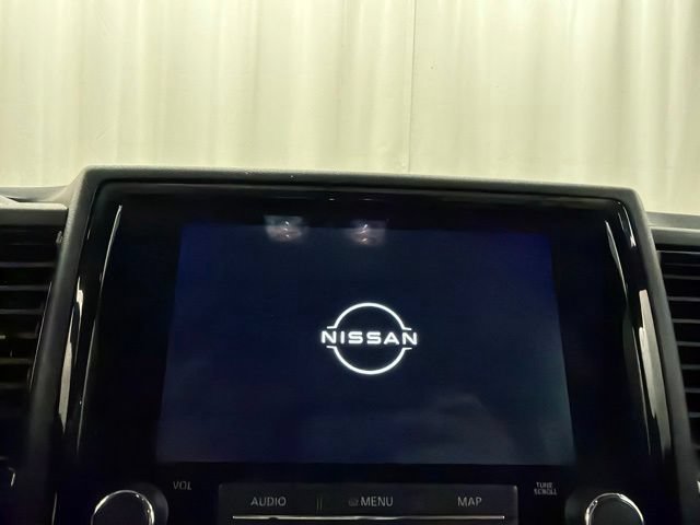 Used 2023 Nissan Frontier PRO-4X w/ Technology Package AWD/4WD image 15