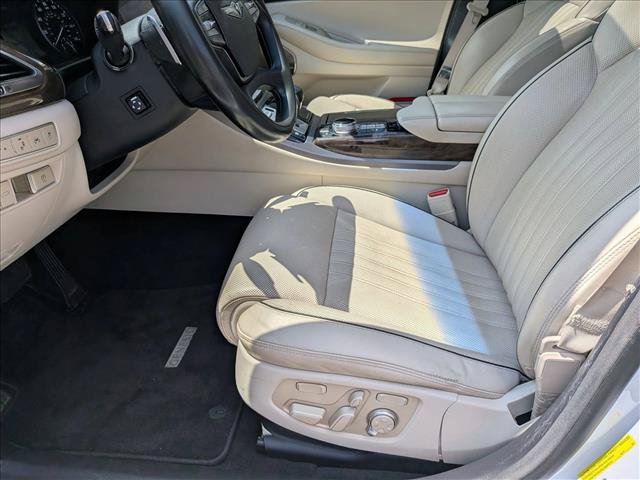 Used 2019 Genesis G90 5.0 Ultimate RWD image 17