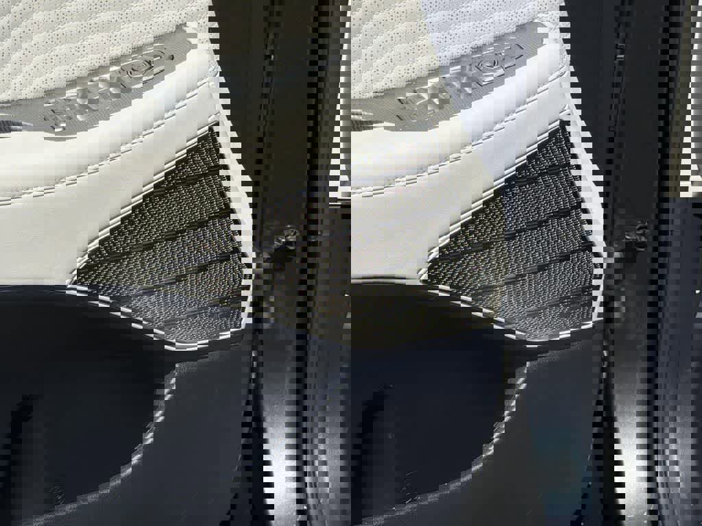 Used 2024 Hyundai Palisade Calligraphy image 25