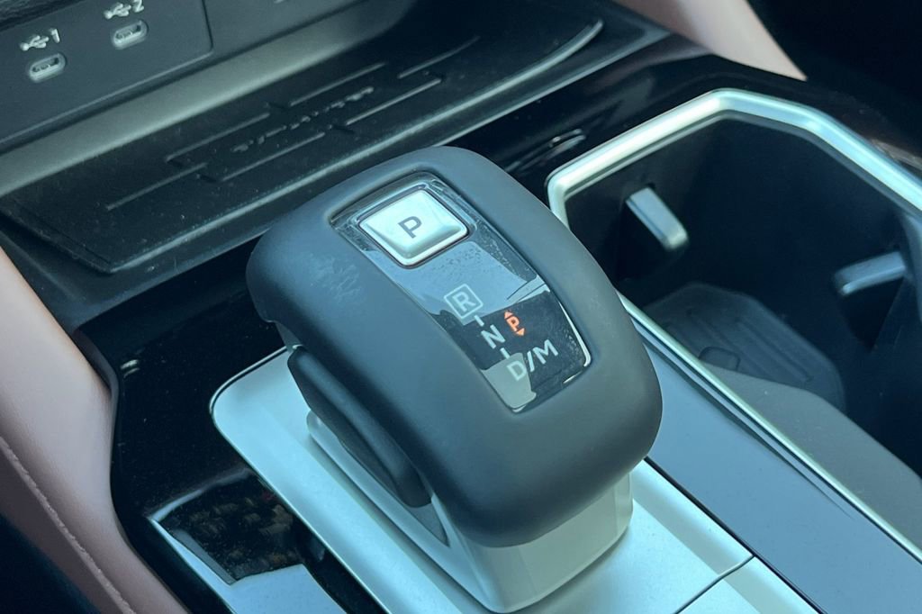 New 2026 Mitsubishi Outlander SEL image 24