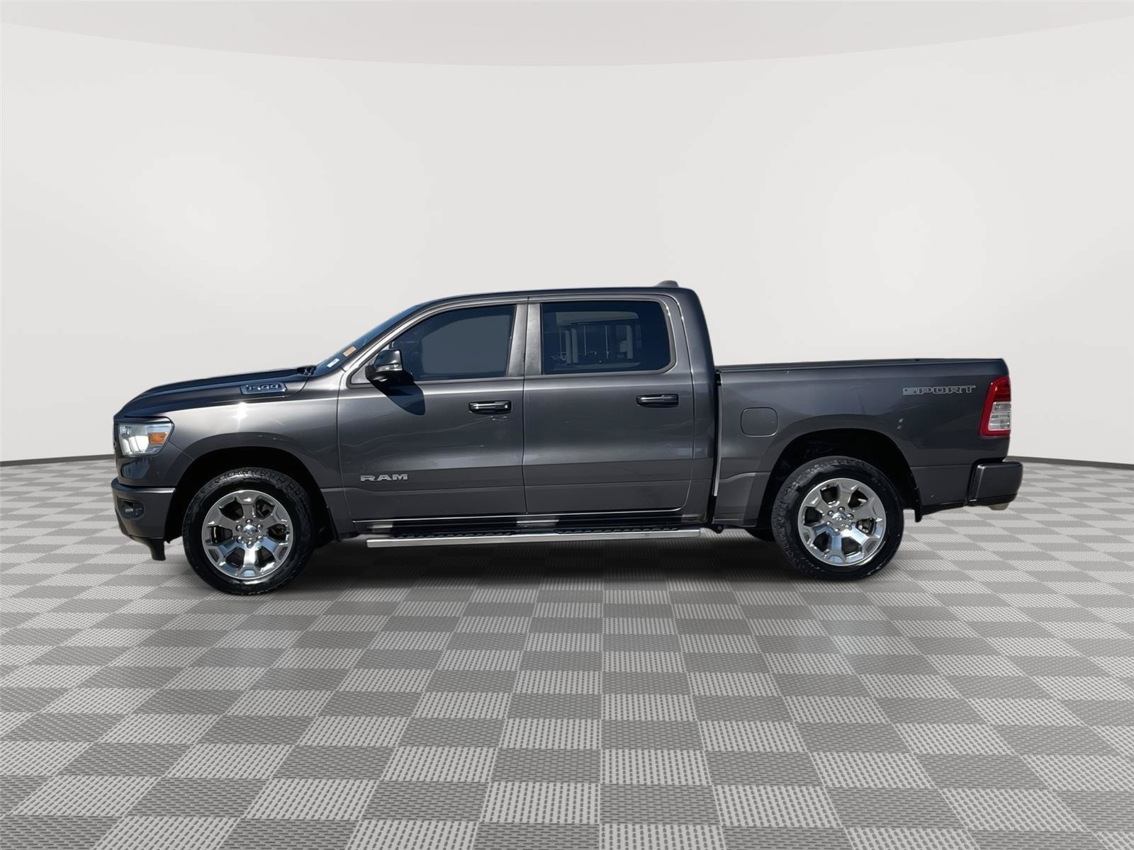Used 2021 RAM 1500 Big Horn AWD/4WD image 2