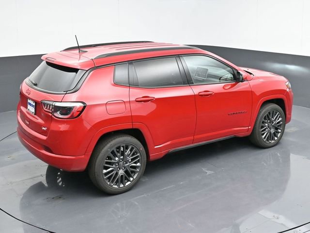 Used 2024 Jeep Compass Limited image 33