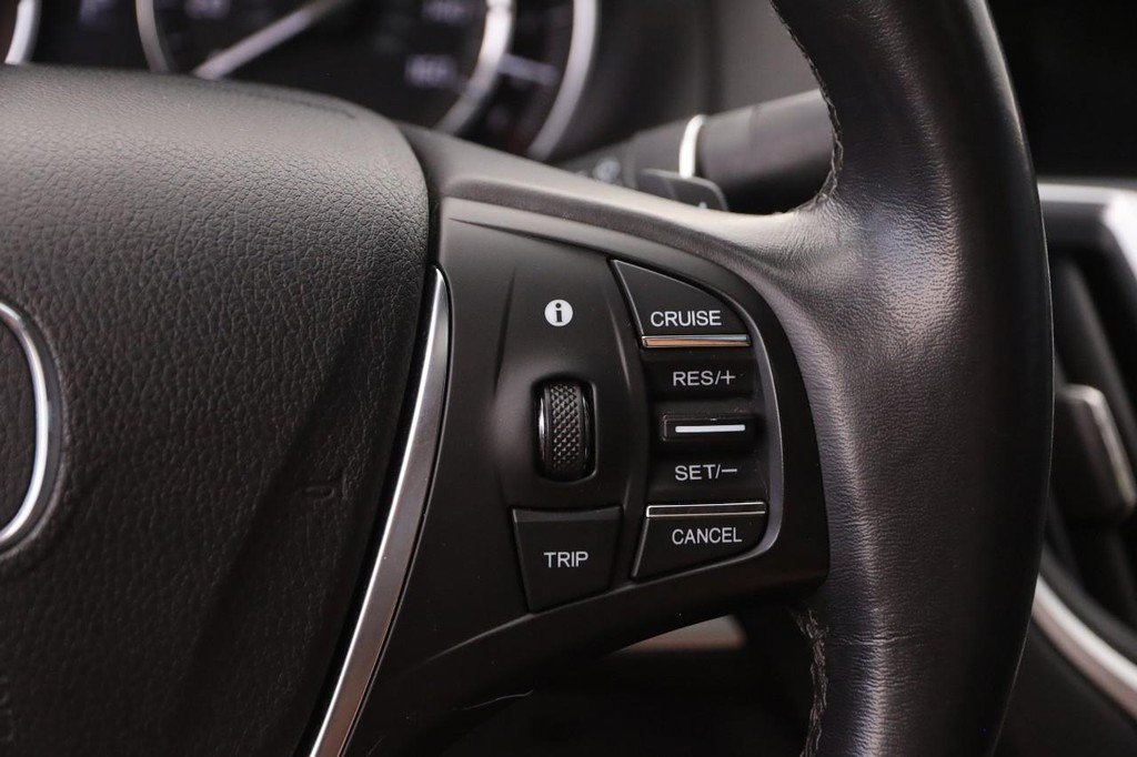 Used 2015 Acura TLX image 13