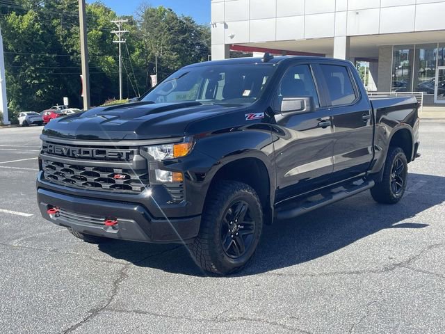 Used 2024 Chevrolet Silverado 1500 Custom Trail Boss AWD/4WD image 3