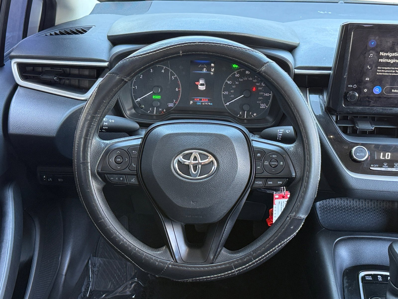 Used 2023 Toyota Corolla LE image 12