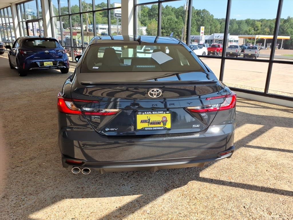 New 2025 Toyota Camry SE image 4
