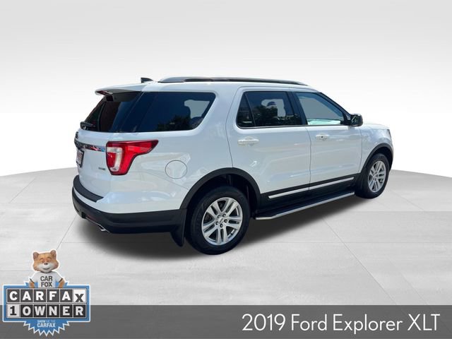 Used 2019 Ford Explorer XLT AWD/4WD image 7