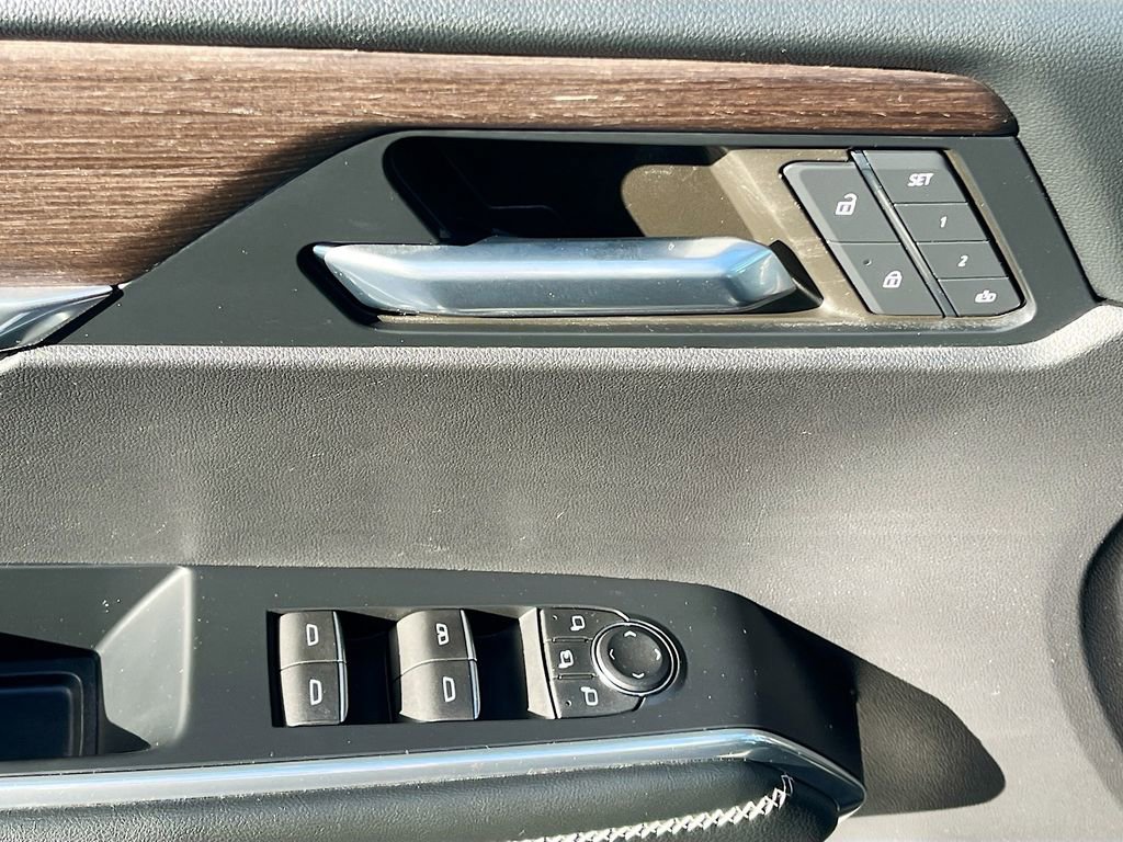 Used 2024 GMC Acadia Denali w/ Super Cruise Package image 18