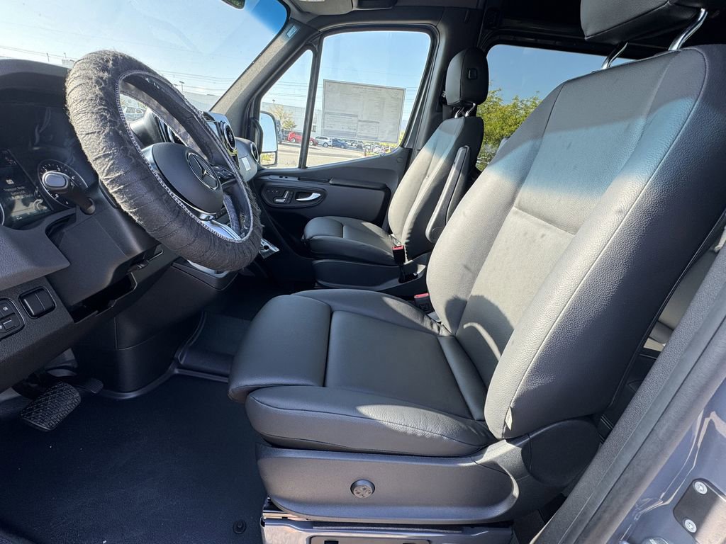 New 2026 Mercedes-Benz Sprinter 2500 image 13