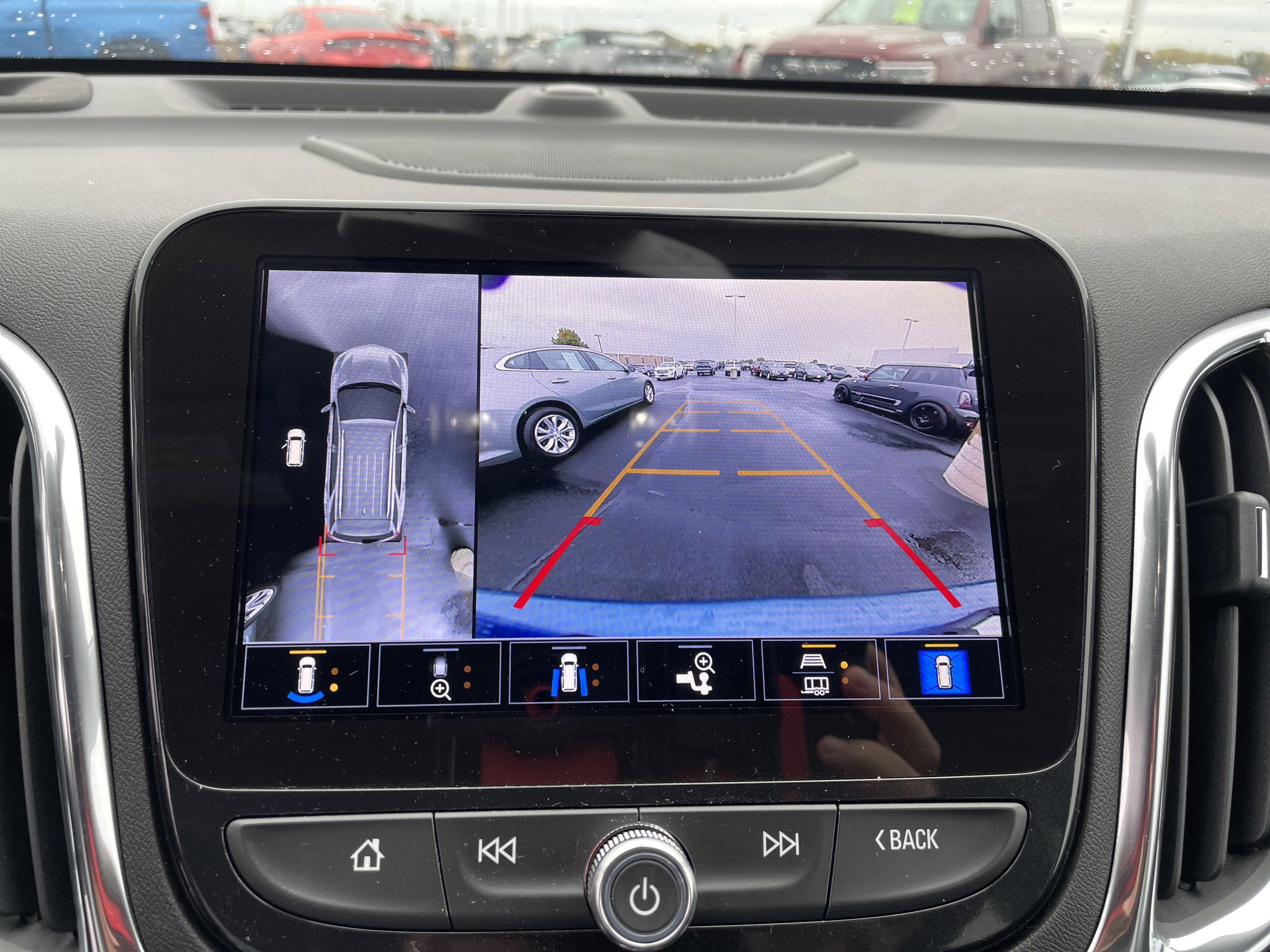 Used 2024 Chevrolet Equinox Premier image 14