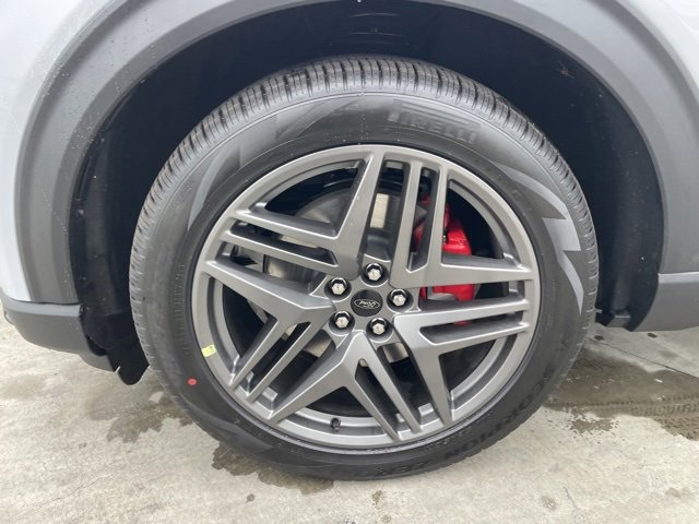 New 2026 Ford Explorer ST w/ Sun And Sound Package image 33