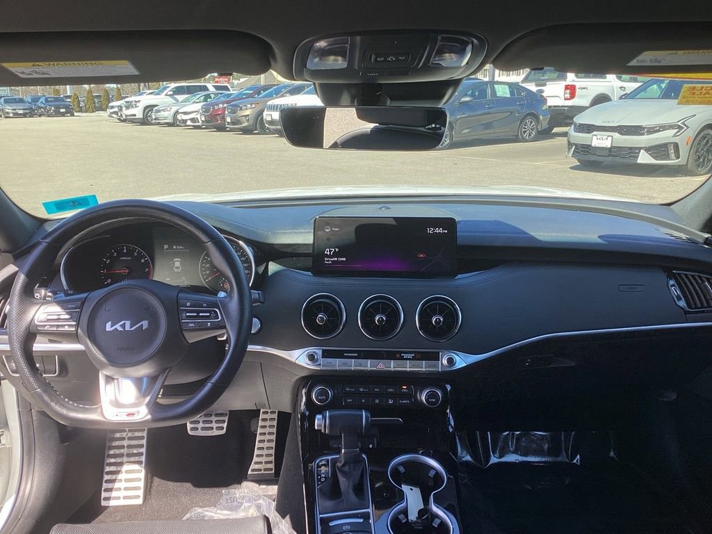 Certified 2022 Kia Stinger GT-Line AWD/4WD image 17