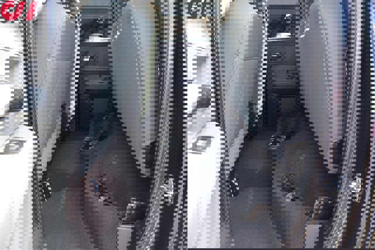 Used 2015 RAM 1500 Classic SLT image 28