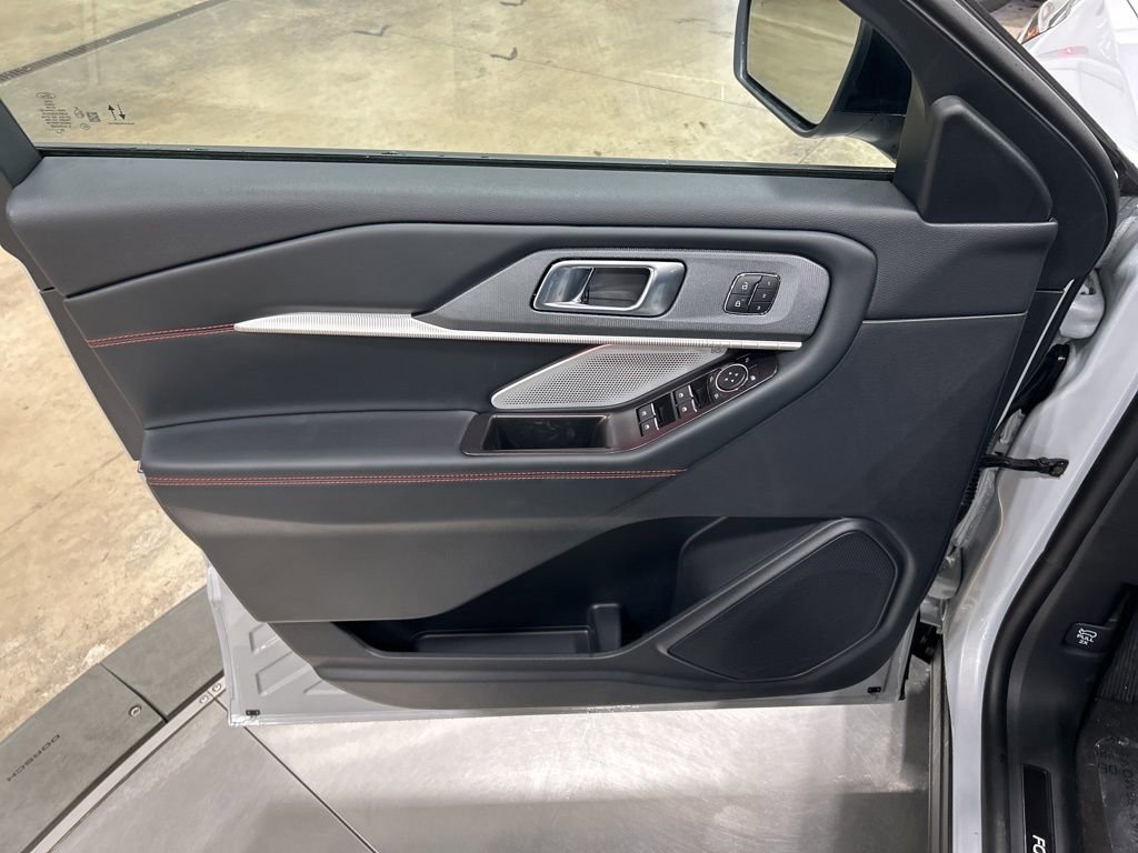 New 2026 Ford Explorer ST w/ Sun And Sound Package image 12