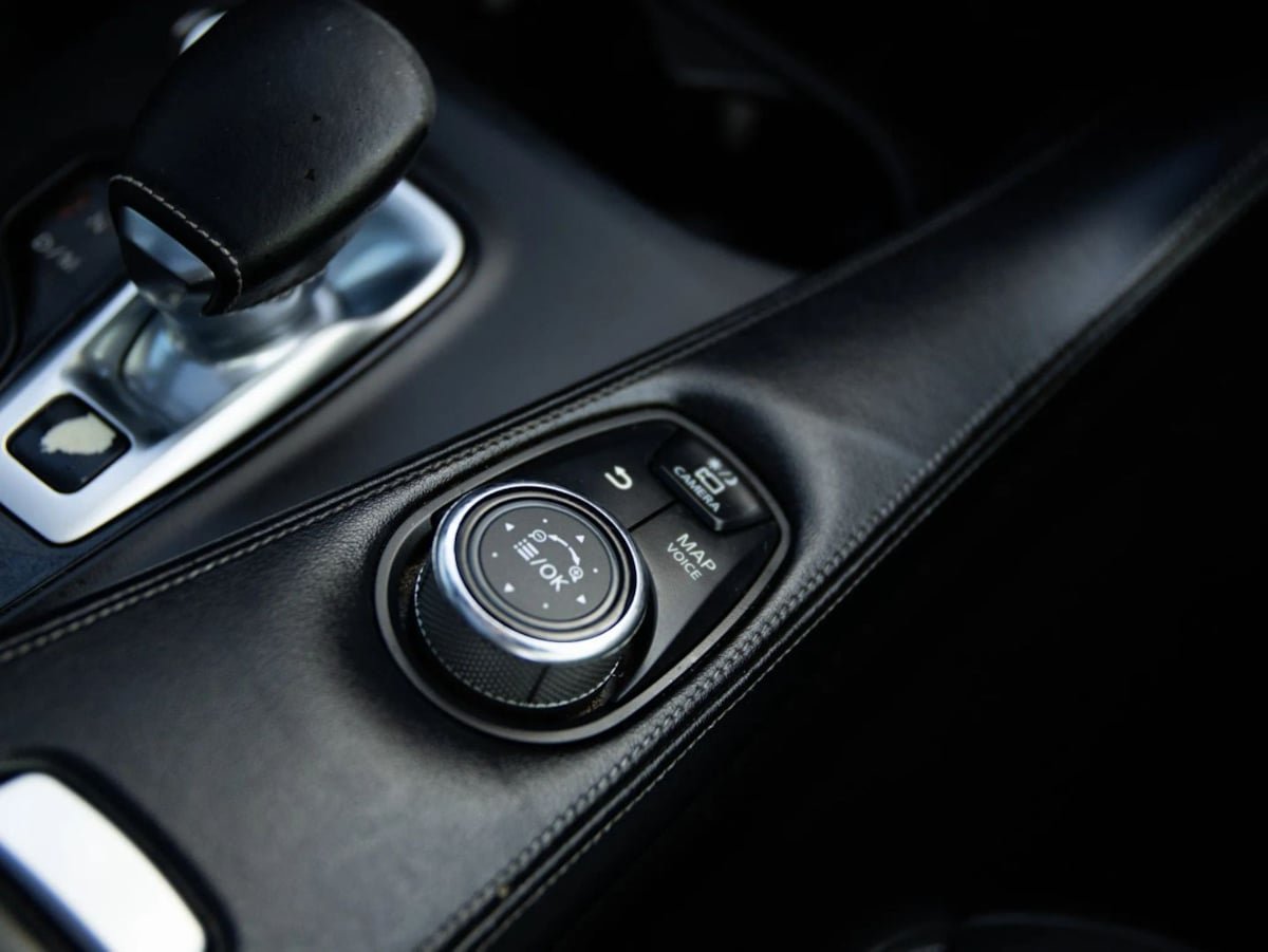 Used 2020 INFINITI QX50 Essential w/ Edition 30 Package FWD image 32