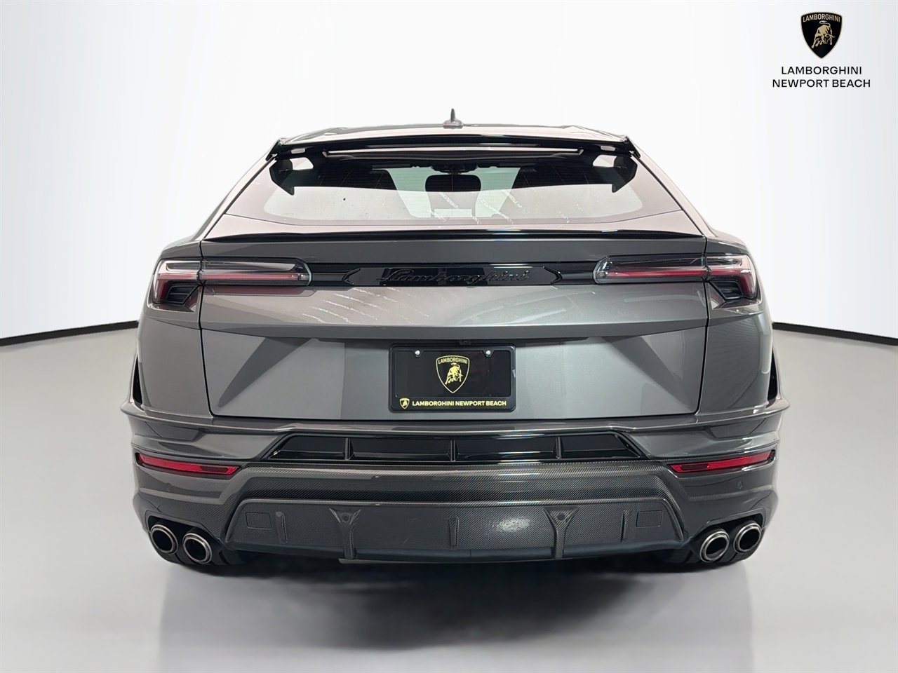 Used 2023 Lamborghini Urus Performante AWD/4WD image 6