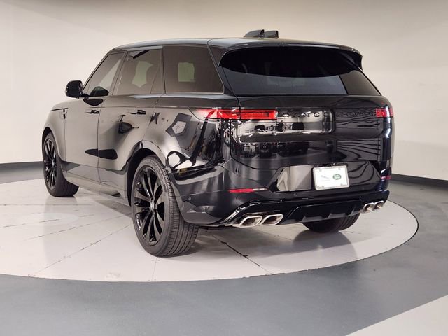 Used 2025 Land Rover Range Rover Sport Dynamic SE AWD/4WD image 6