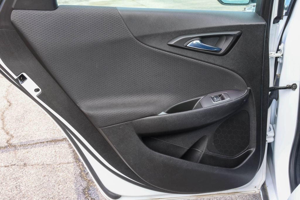 Used 2023 Chevrolet Malibu LT FWD image 11