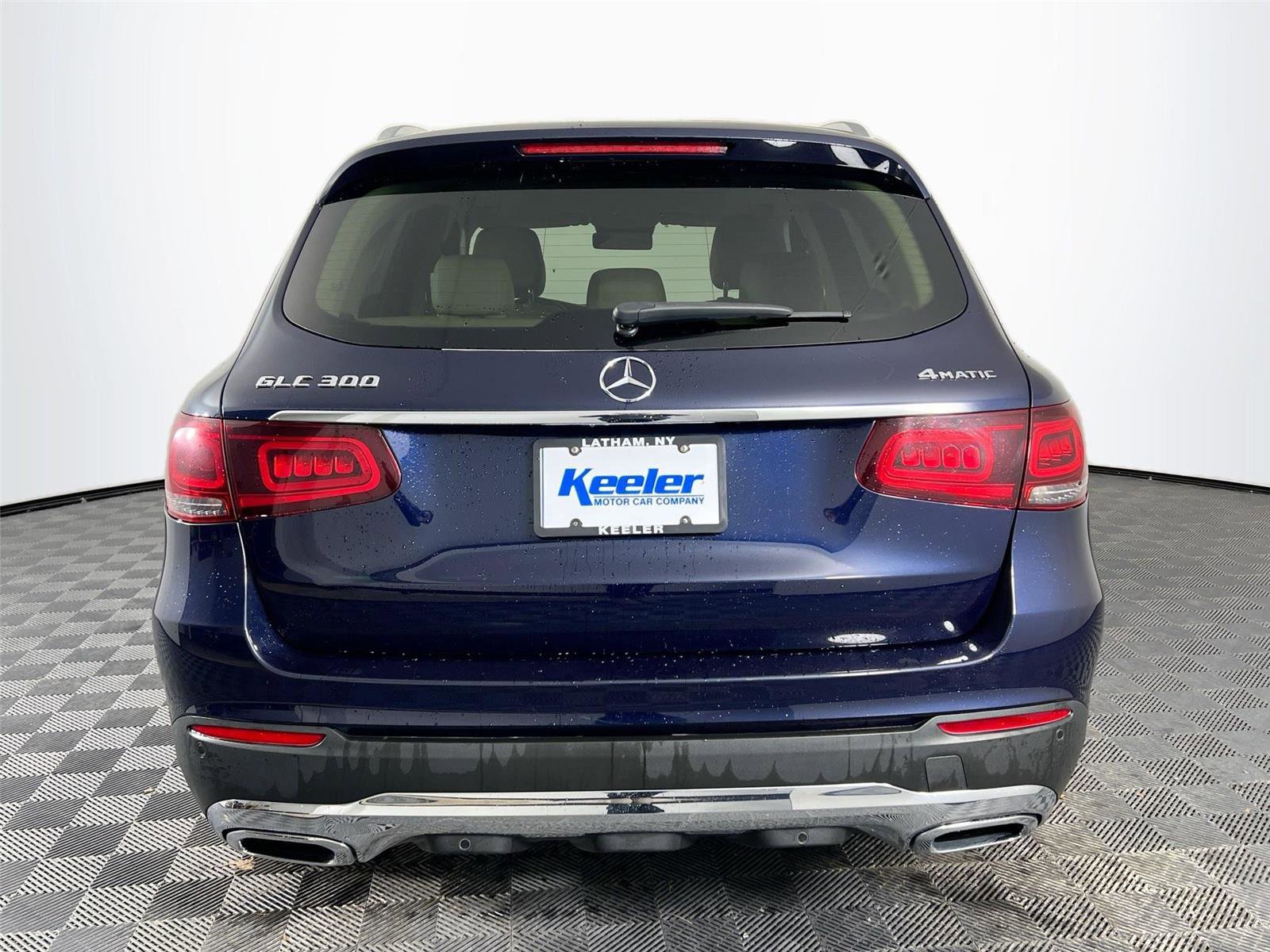 Used 2022 Mercedes-Benz GLC 300 4MATIC image 5